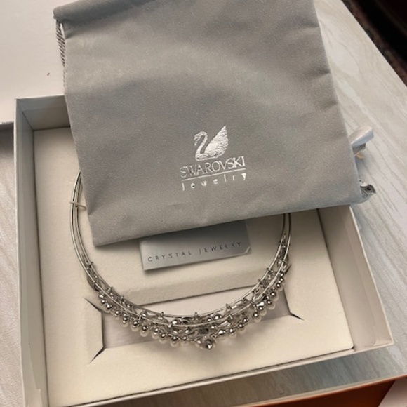 Pearl and Swarovski crystal tiara worn for wedding in original packaging - Picture 4 of 5